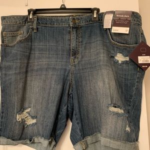 Ava & Viv distressed denim shorts..